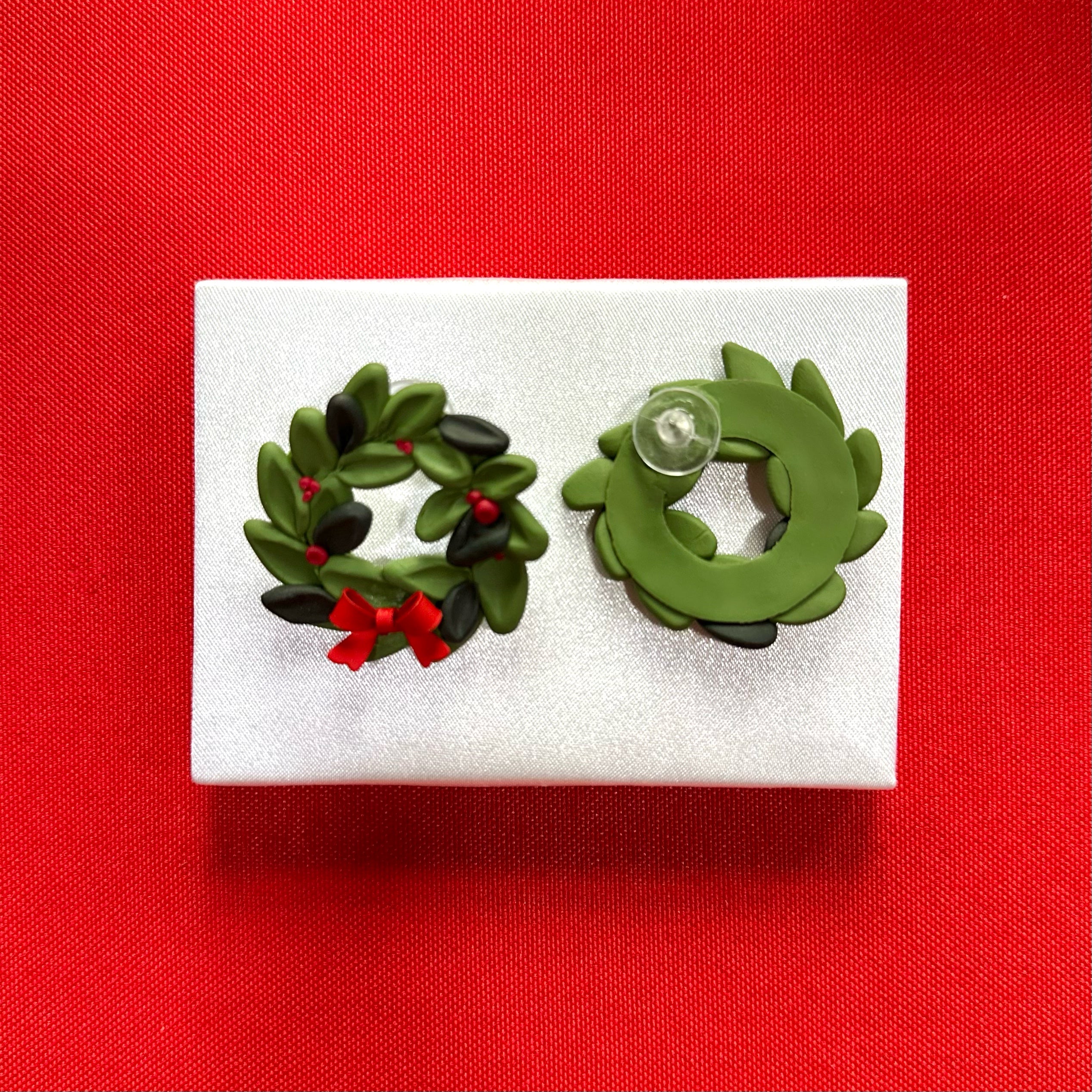 Wreath Studs