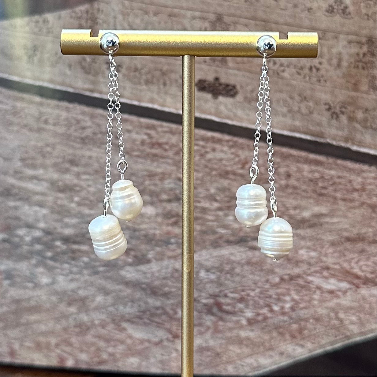 Chain Pearl Dangles